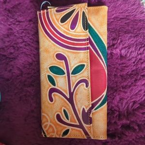 Earthbound Women's Wallet